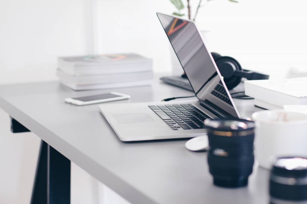 Networl Solutions. Free domain, hosting.