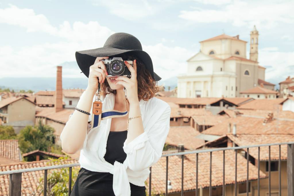 All for travelling: hotels, cars, flights